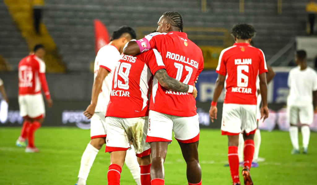 Santa Fe goleó al América y clasificó
