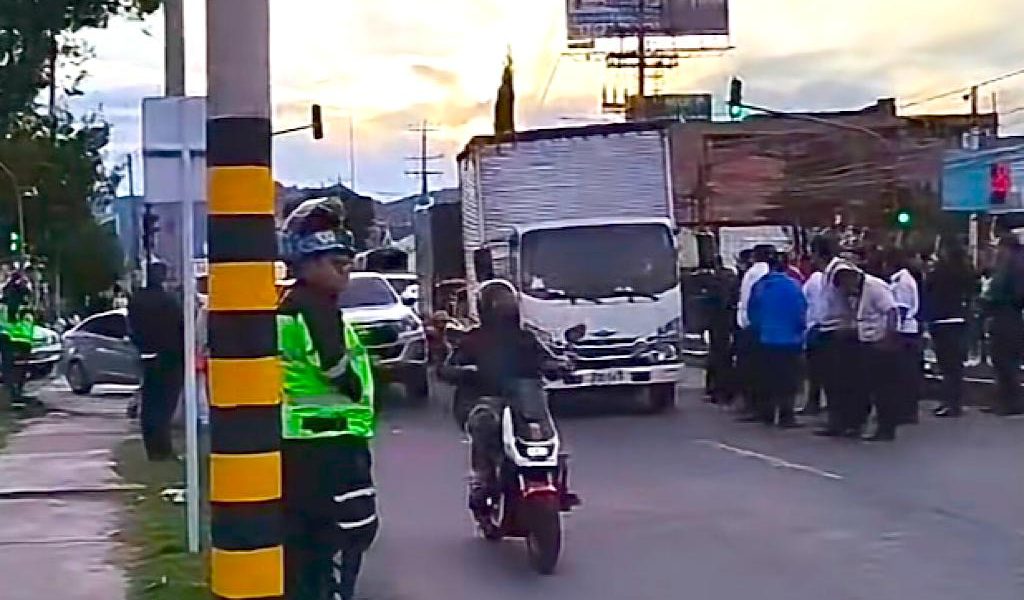 Gerentes de empresas de transporte urbano de Chía rechazaron bloqueos en la Av Pradilla