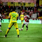 Santa Fe y Fortaleza iniciaron las finales de liga con derrota