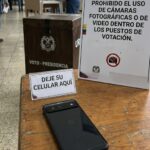 Fuera celulares de las urnas: medida busca blindar transparencia electoral
