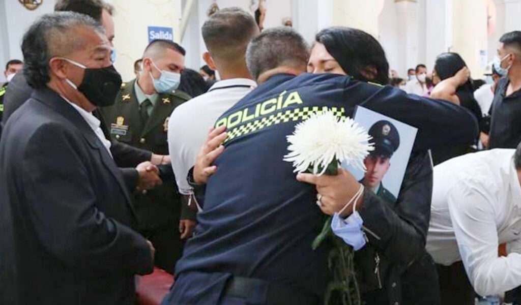 Honras fúnebres a patrullero fusagasugueño asesinado en el Caquetá