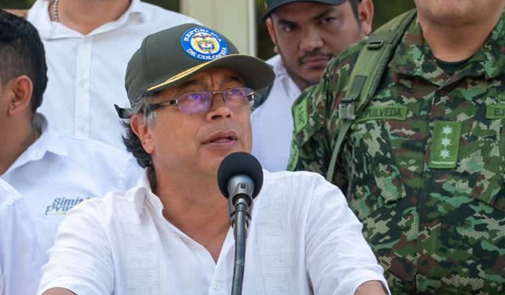 Petro toma decisiones para iniciar diálogos con el ELN