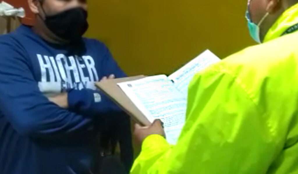 Capturados falsificadores de carné de Covid-19 en Zipaquirá
